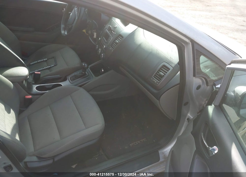 2016 KIA FORTE VIN: KNAFK4A60G5503973