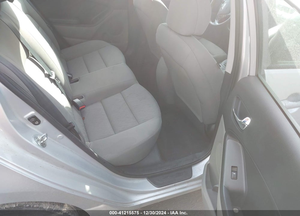 2016 KIA FORTE VIN: KNAFK4A60G5503973