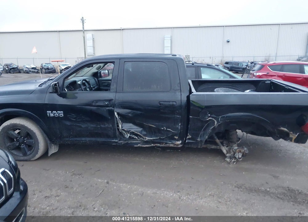 2015 RAM 1500 VIN: 1C6RR7LGXFS506812