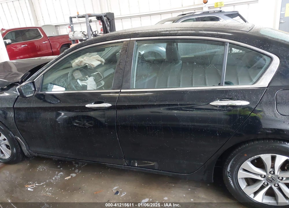 2015 HONDA ACCORD VIN: 1HGCR2F37FA062337