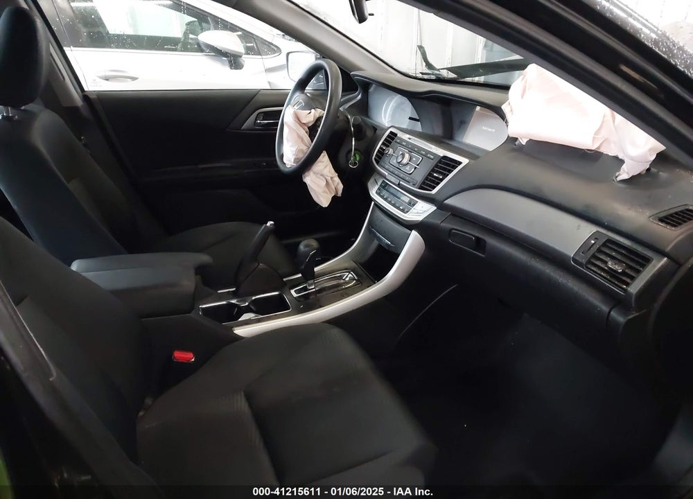 2015 HONDA ACCORD VIN: 1HGCR2F37FA062337