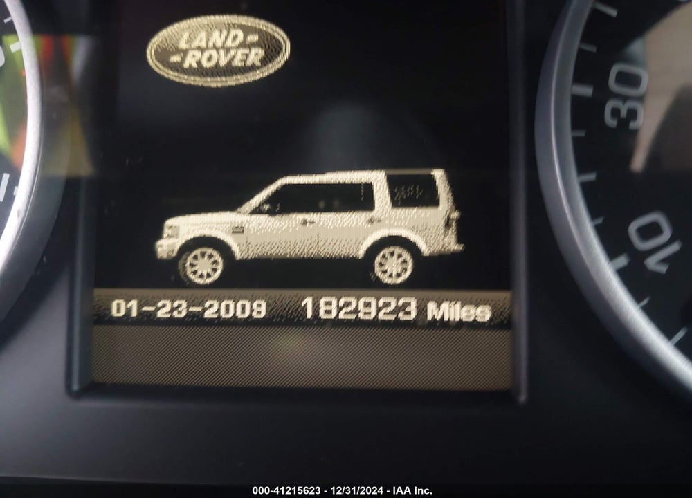 2011 LAND ROVER LR4 VIN: SALAK2D48BA547563