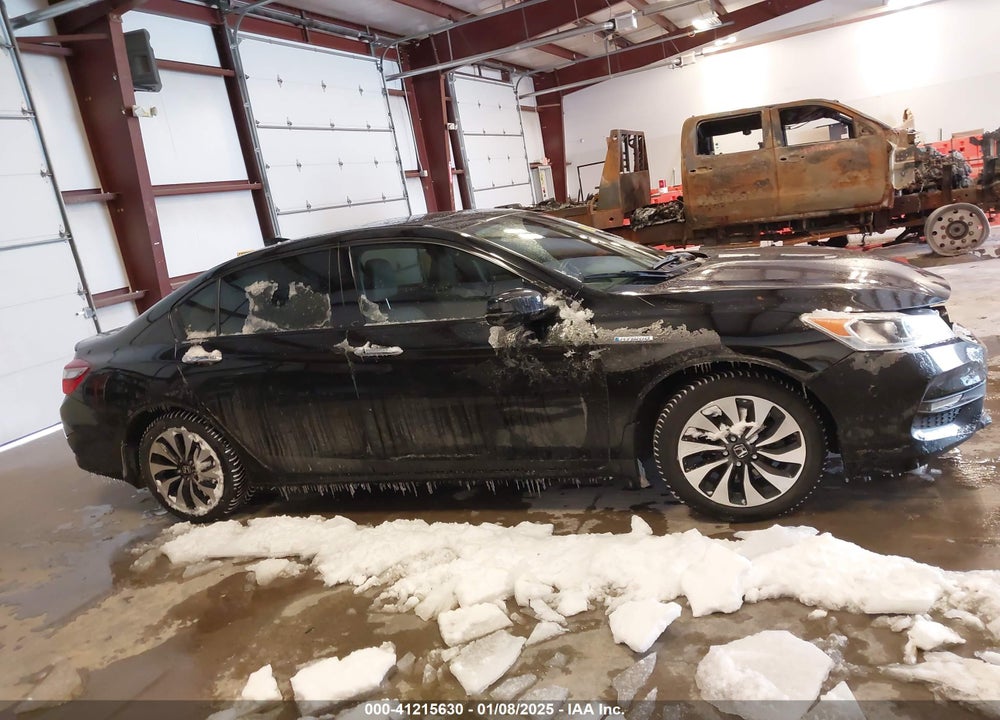 2017 HONDA ACCORD HYBRID EXL VIN: JHMCR6F51HC016354