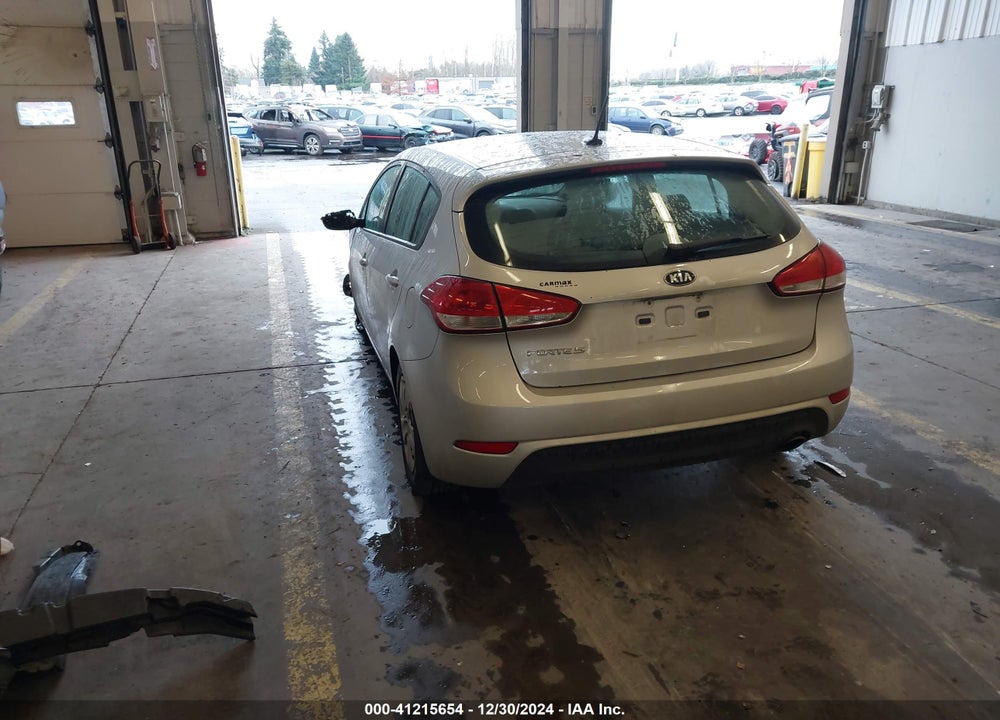 2017 KIA FORTE VIN: KNAFK5A85H5697845