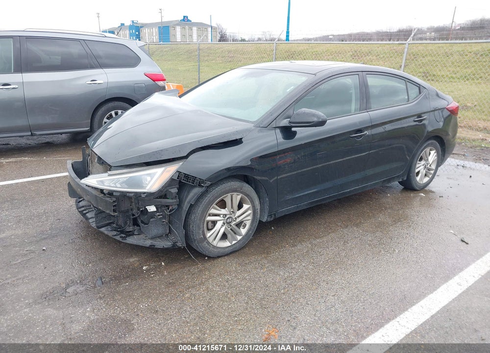 2019 HYUNDAI ELANTRA VIN: 5NPD84LFXKH471452