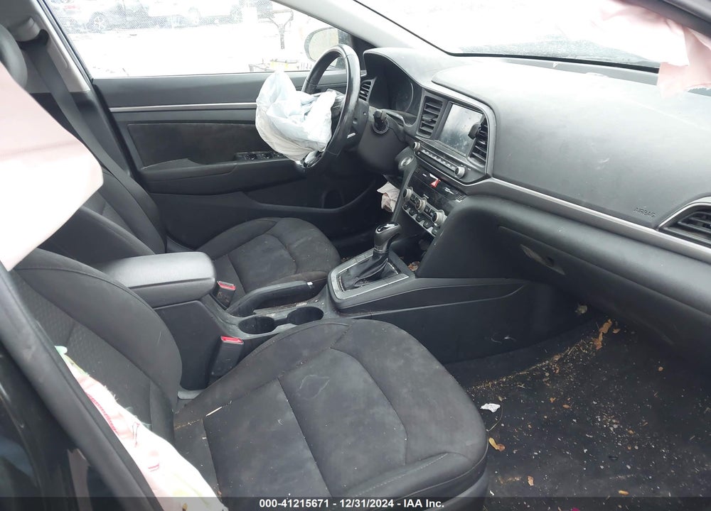 2019 HYUNDAI ELANTRA VIN: 5NPD84LFXKH471452