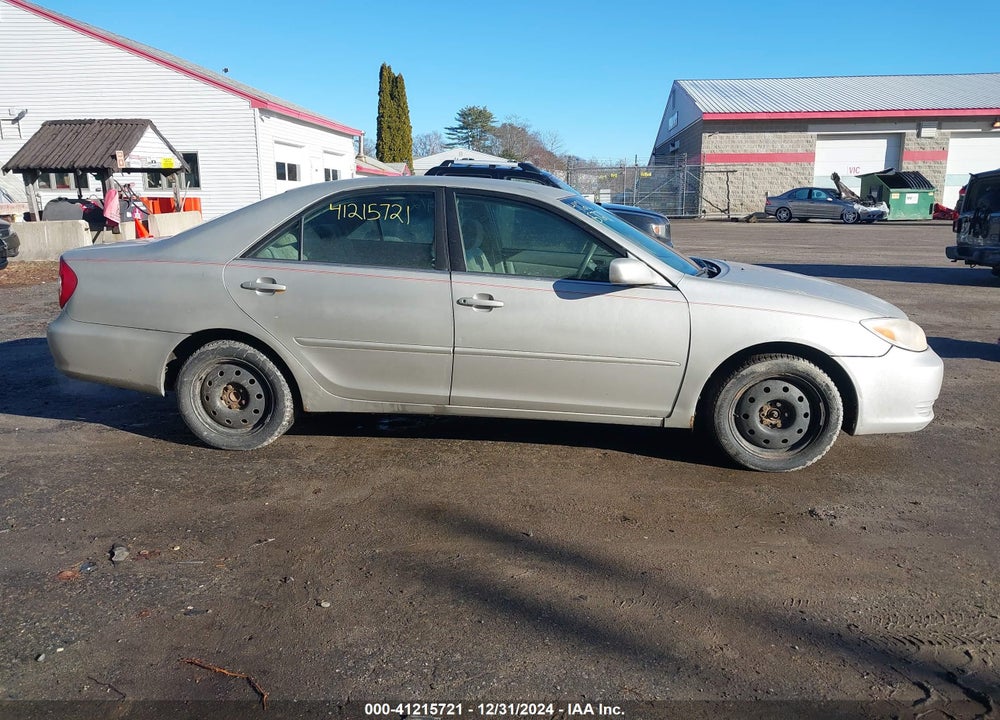 2004 TOYOTA CAMRY LE VIN: 4T1BE32K64U334568