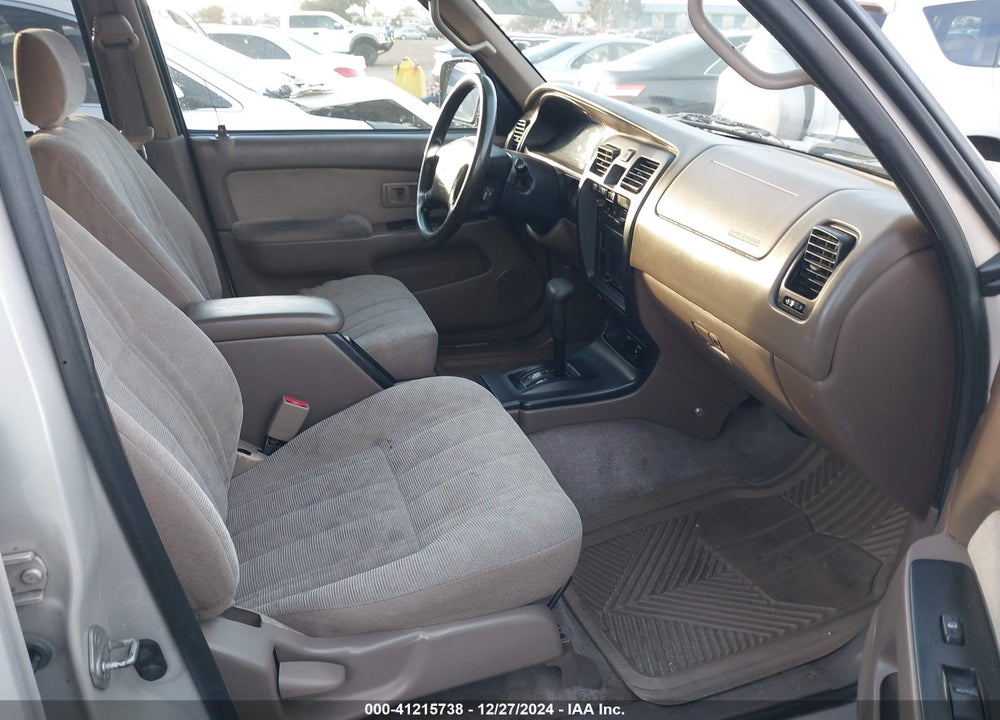 2000 TOYOTA 4RUNNER VIN: JT3GM84R3Y0065824