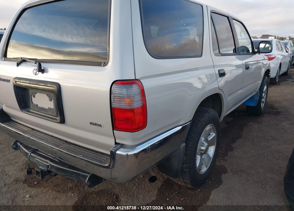2000 TOYOTA 4RUNNER VIN: JT3GM84R3Y0065824