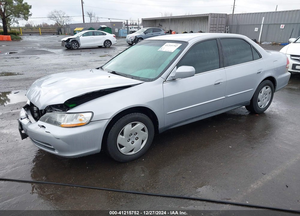 2002 HONDA ACCORD 3.0 LX VIN: 1HGCG164X2A075652
