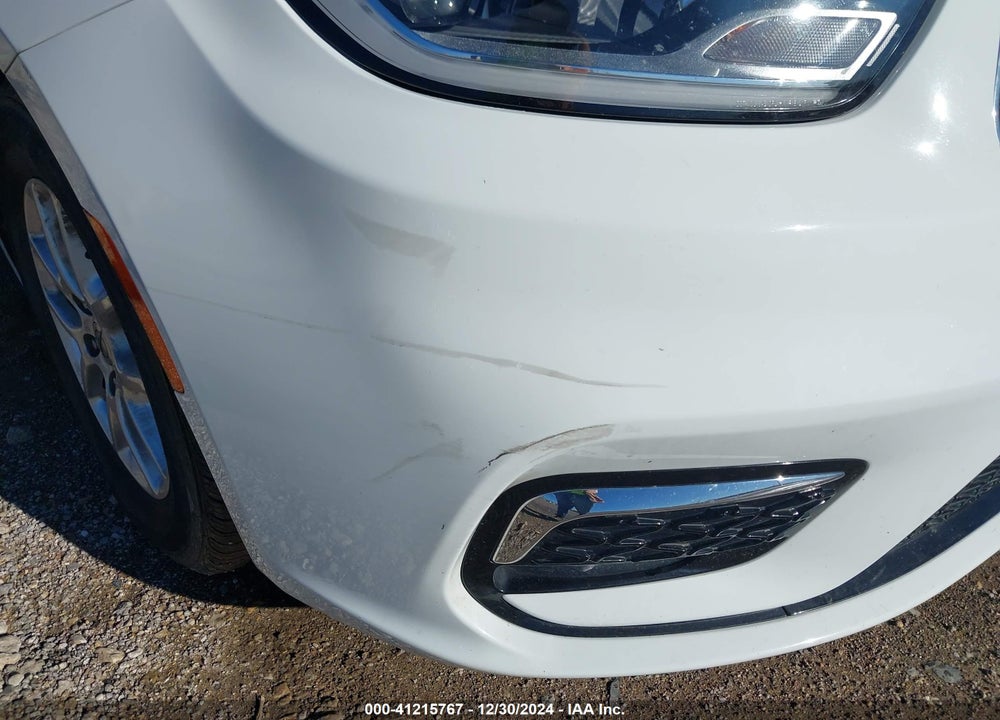 2022 CHRYSLER PACIFICA TOURING L VIN: 2C4RC1BG4NR111842
