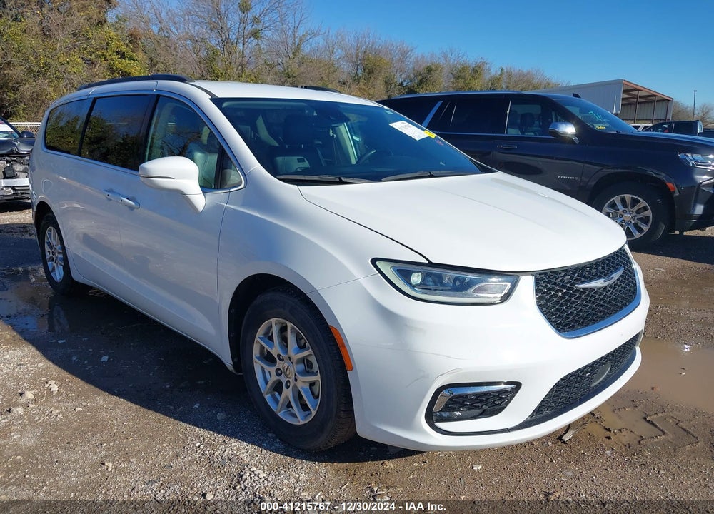 2022 CHRYSLER PACIFICA TOURING L VIN: 2C4RC1BG4NR111842