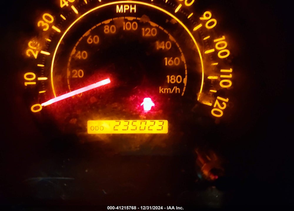 2008 TOYOTA TUNDRA SR5 5.7L V8 VIN: 5TFBV54198X071565