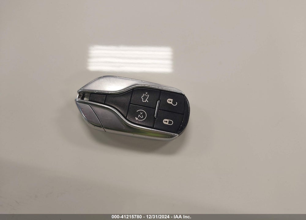 2017 MASERATI GHIBLI VIN: ZAM57RTA9H1195379