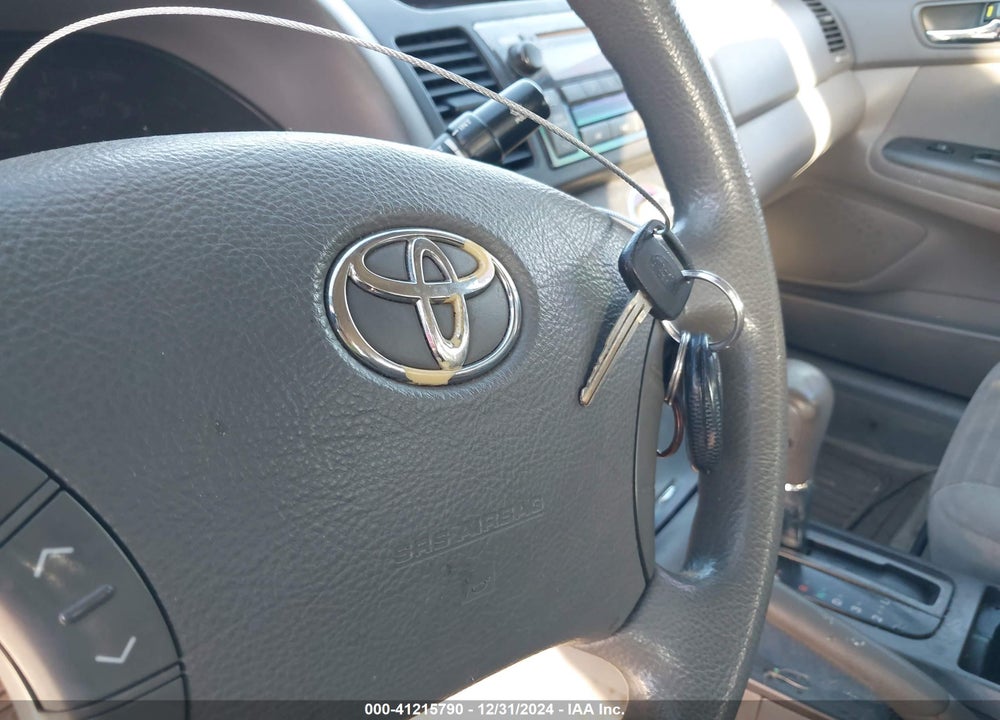 2005 TOYOTA CAMRY LE VIN: 4T1BE32K05U573244
