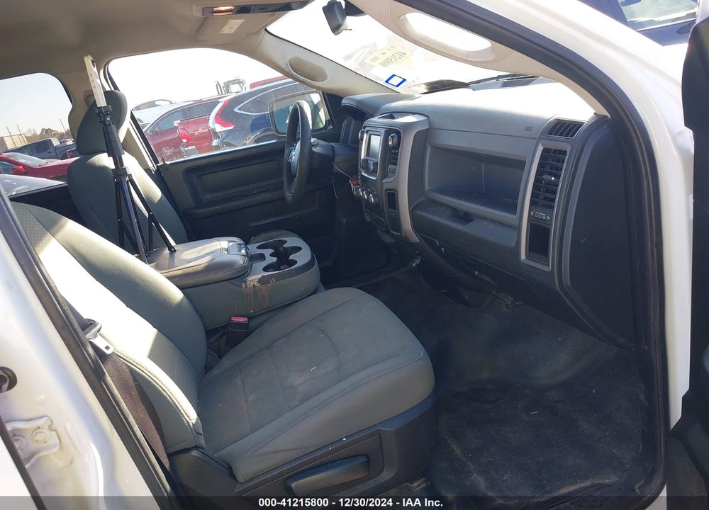 2016 RAM 1500 ST VIN: 1C6RR6FT2GS119675