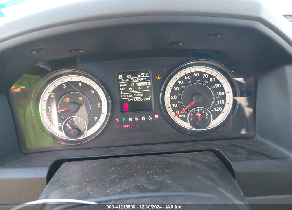 2016 RAM 1500 ST VIN: 1C6RR6FT2GS119675