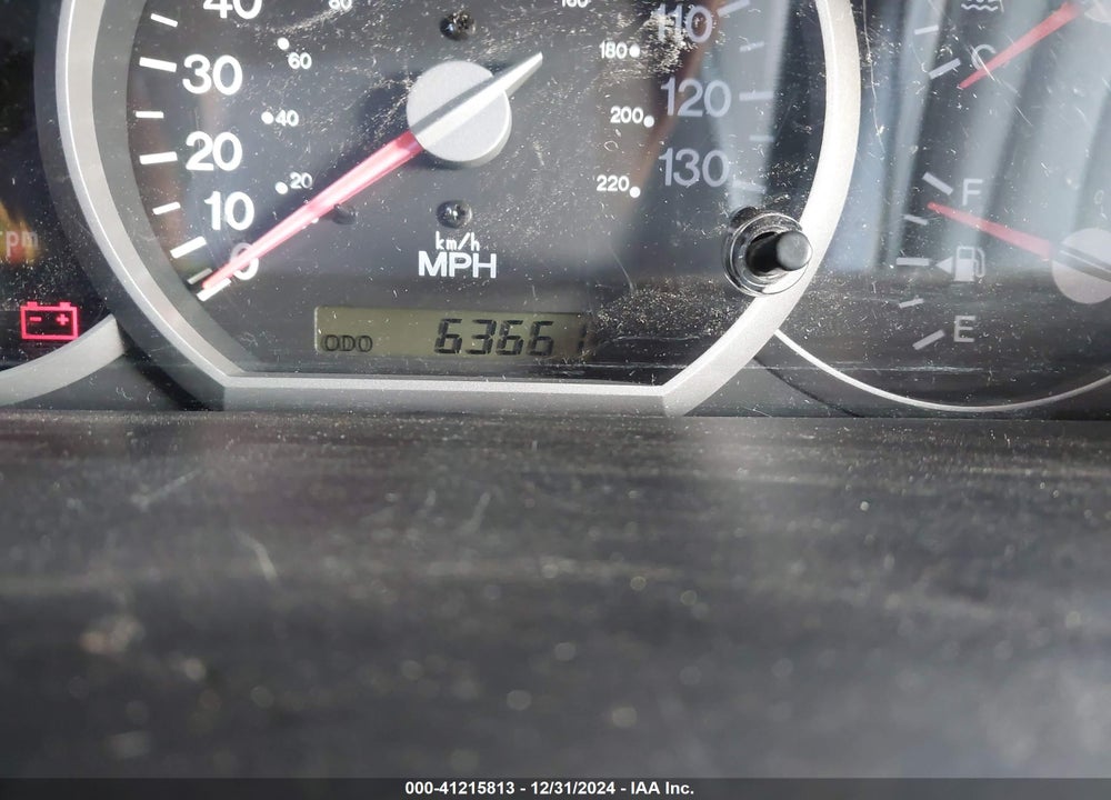 2005 KIA SEDONA EX/LX VIN: KNDUP132X56742975