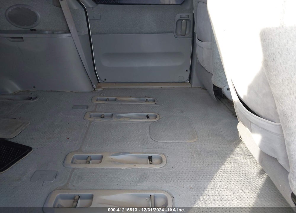 2005 KIA SEDONA EX/LX VIN: KNDUP132X56742975