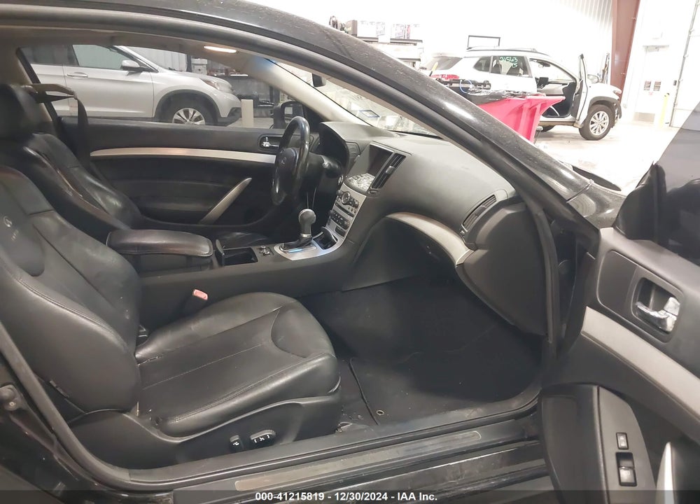 2009 INFINITI G37X VIN: JNKCV64FX9M654072