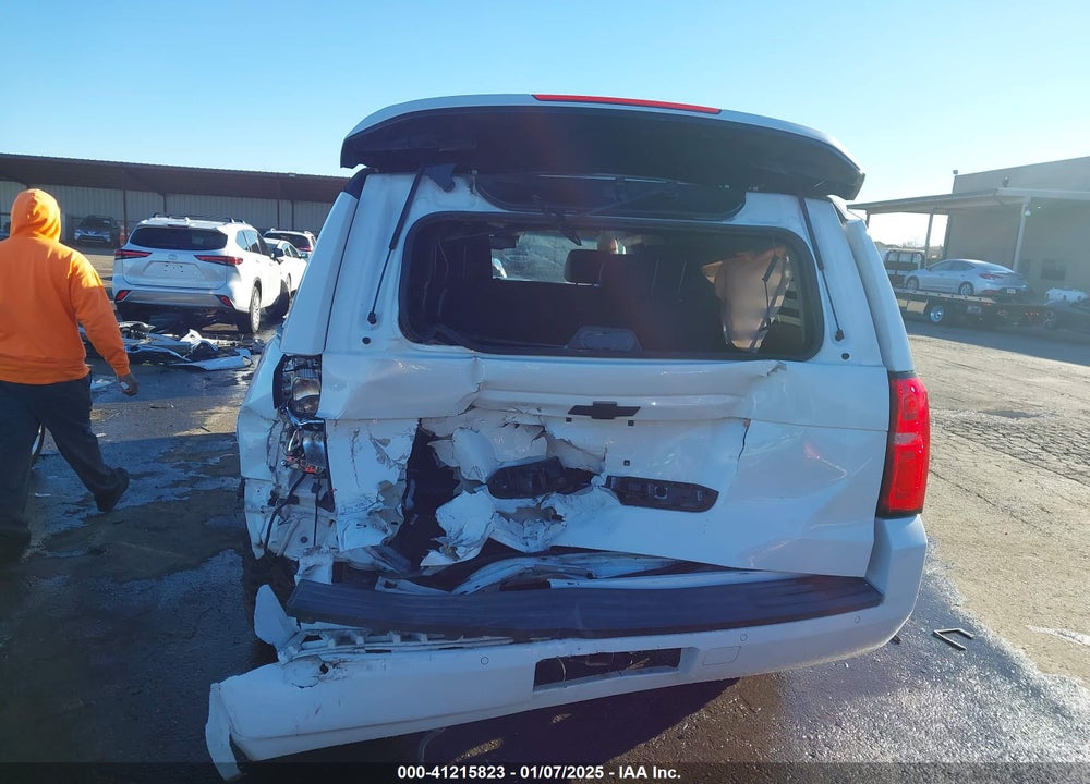 2015 CHEVROLET SUBURBAN 1500 LT VIN: 1GNSKJKC8FR194241