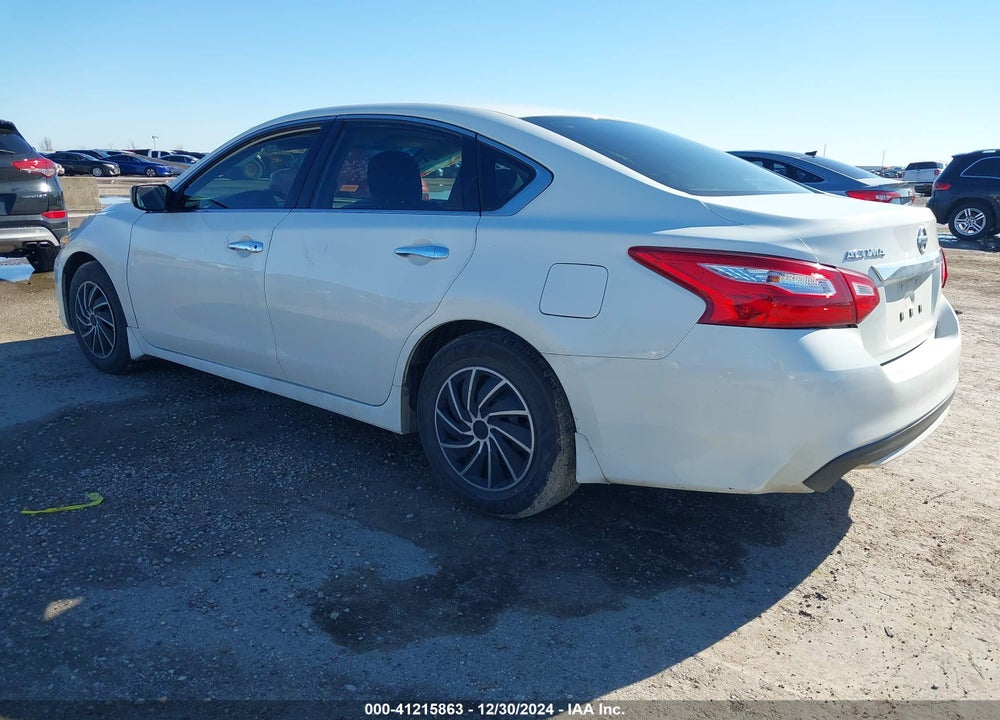 2016 NISSAN ALTIMA VIN: 1N4AL3AP4GN333331