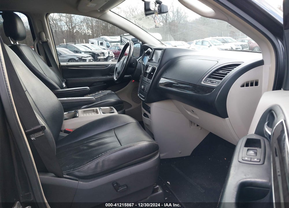 2011 CHRYSLER TOWN & COUNTRY TOURING-L VIN: 2A4RR8DG7BR784425