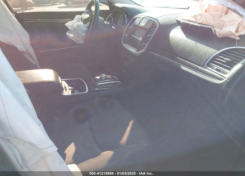 2019 CHRYSLER 300 VIN: 2C3CCARG7KH528969