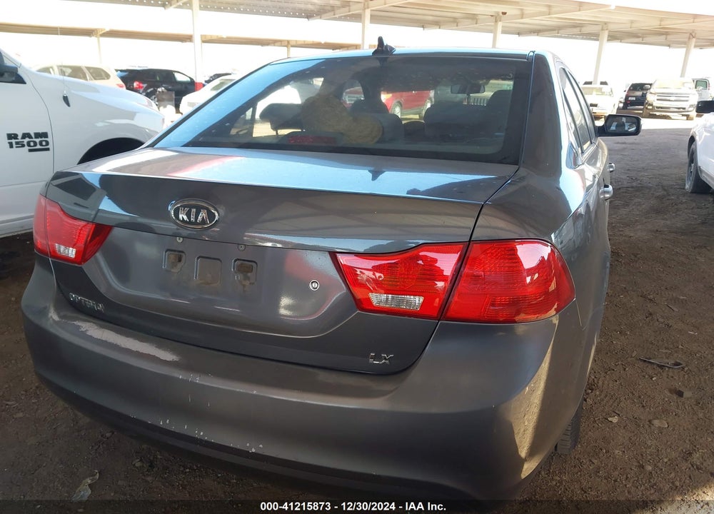 2009 KIA OPTIMA VIN: KNAGE228195307950