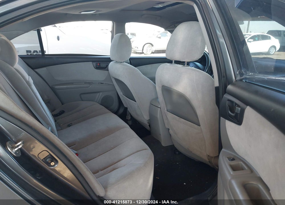 2009 KIA OPTIMA VIN: KNAGE228195307950