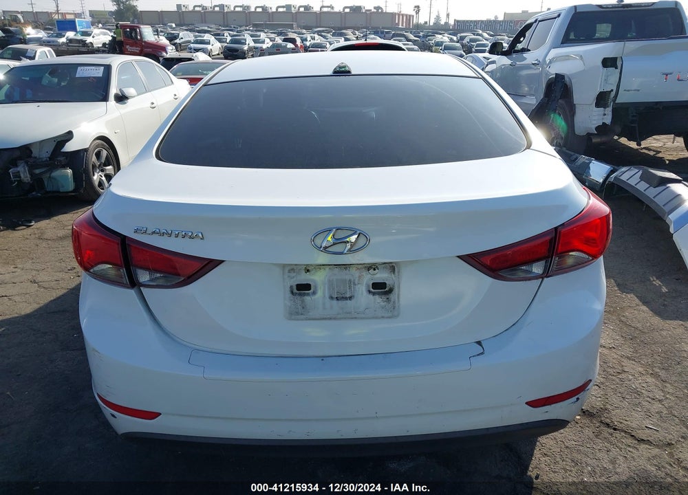 2016 HYUNDAI ELANTRA SE VIN: 5NPDH4AE2GH659786