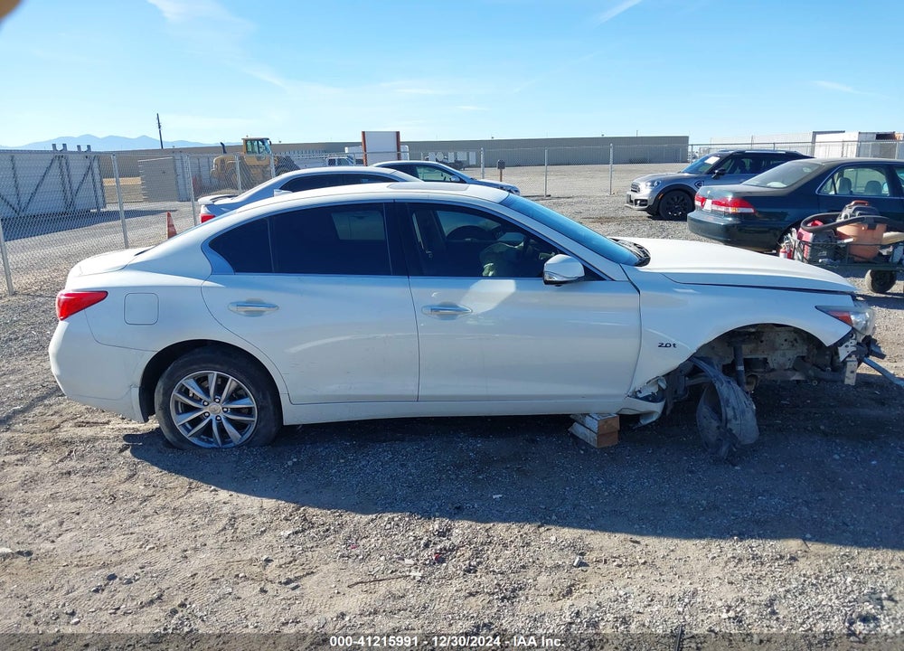 2017 INFINITI Q50 VIN: JN1CV7AP3HM640570