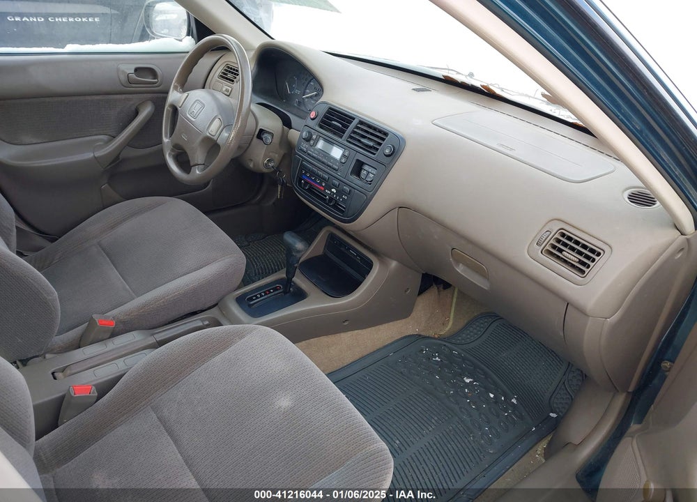 1998 HONDA CIVIC DX VIN: 1HGEJ662XWL000532