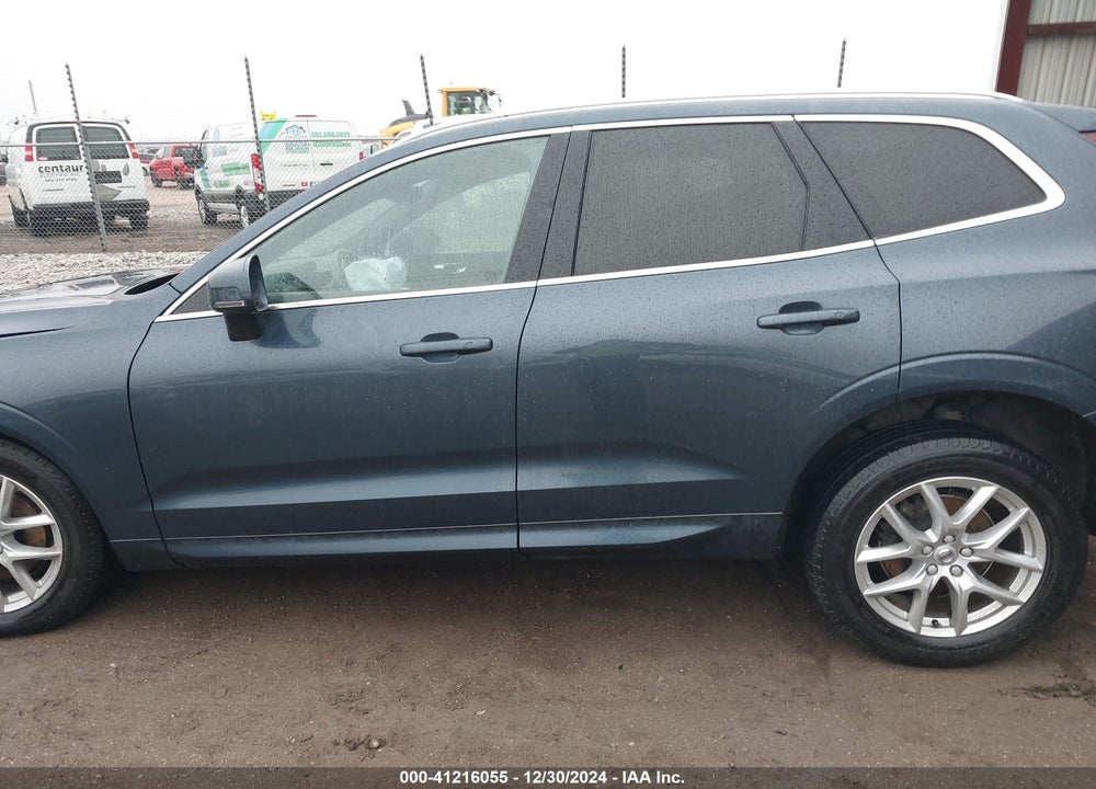 2018 VOLVO XC60 T5 MOMENTUM VIN: YV4102RK9J1004688