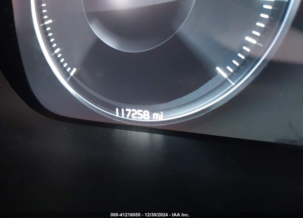 2018 VOLVO XC60 T5 MOMENTUM VIN: YV4102RK9J1004688