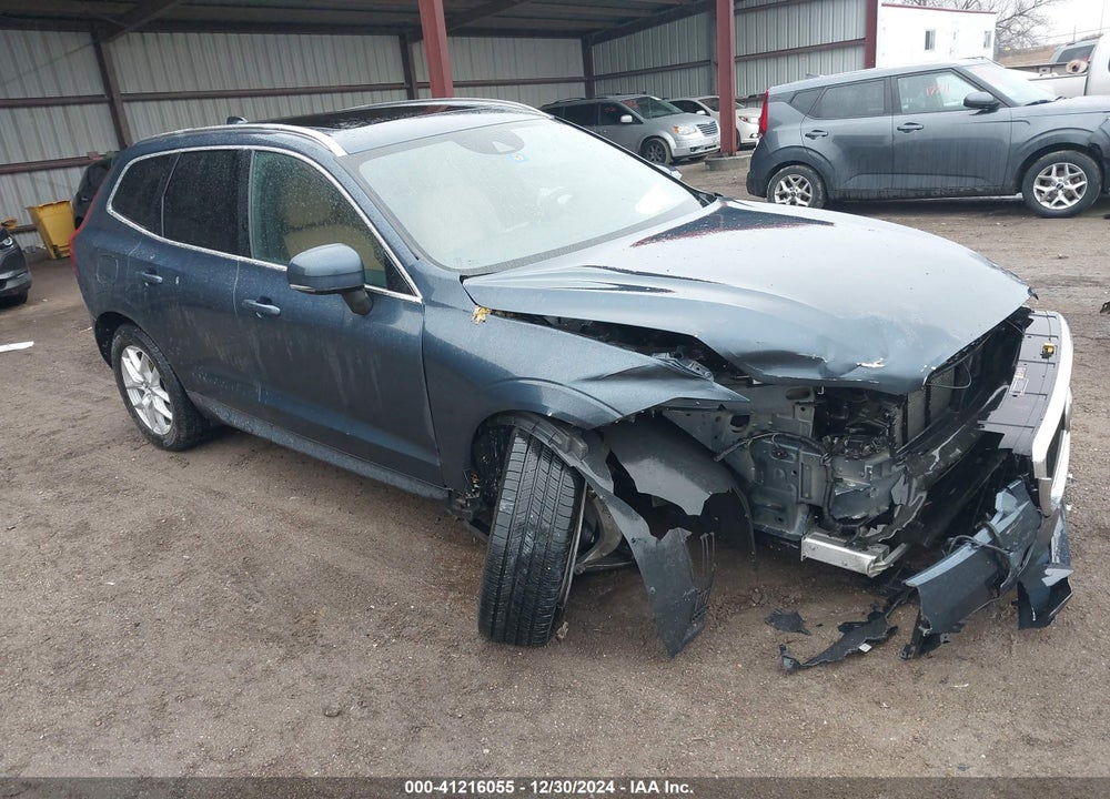 2018 VOLVO XC60 T5 MOMENTUM VIN: YV4102RK9J1004688