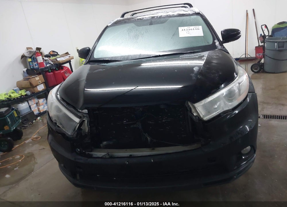 2014 TOYOTA HIGHLANDER XLE V6 VIN: 5TDJKRFH2ES041444
