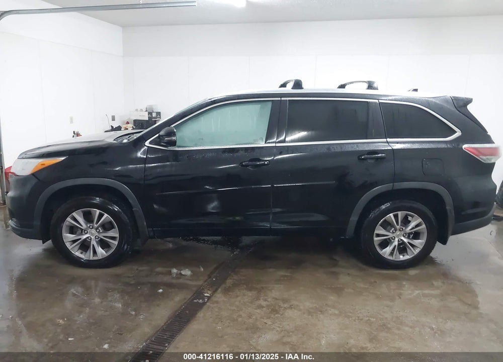 2014 TOYOTA HIGHLANDER XLE V6 VIN: 5TDJKRFH2ES041444