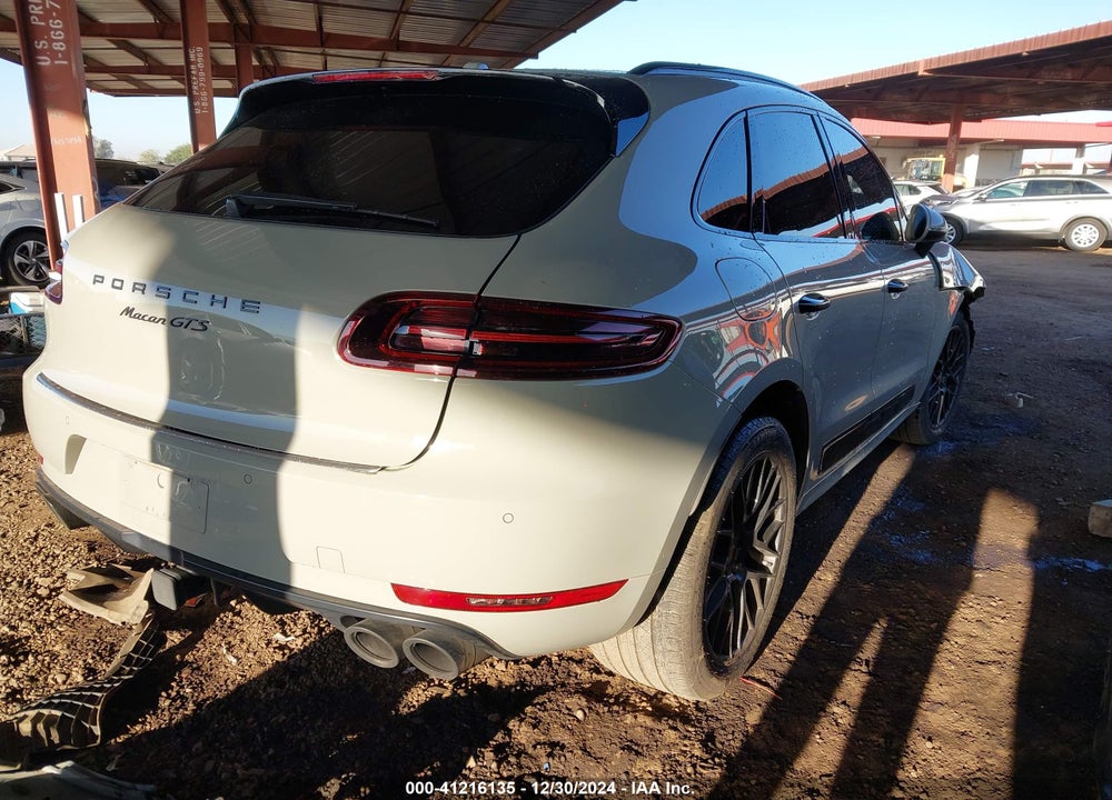2017 PORSCHE MACAN VIN: WP1AG2A53HLB54104