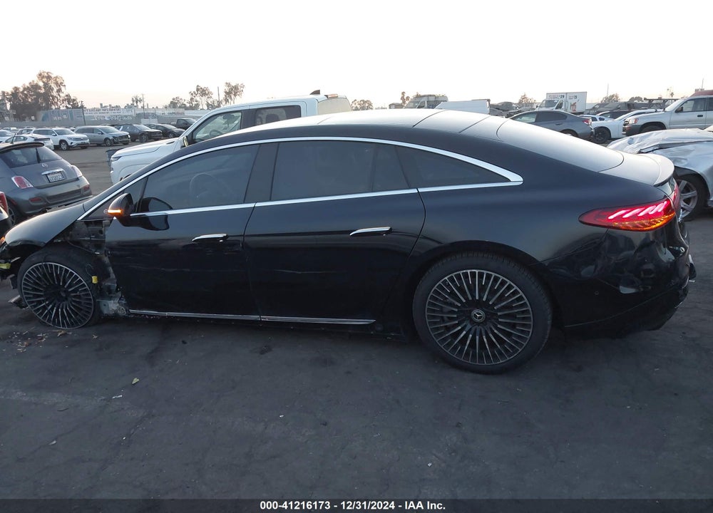 2022 MERCEDES-BENZ EQS 450 VIN: W1KCG2DB2NA015137