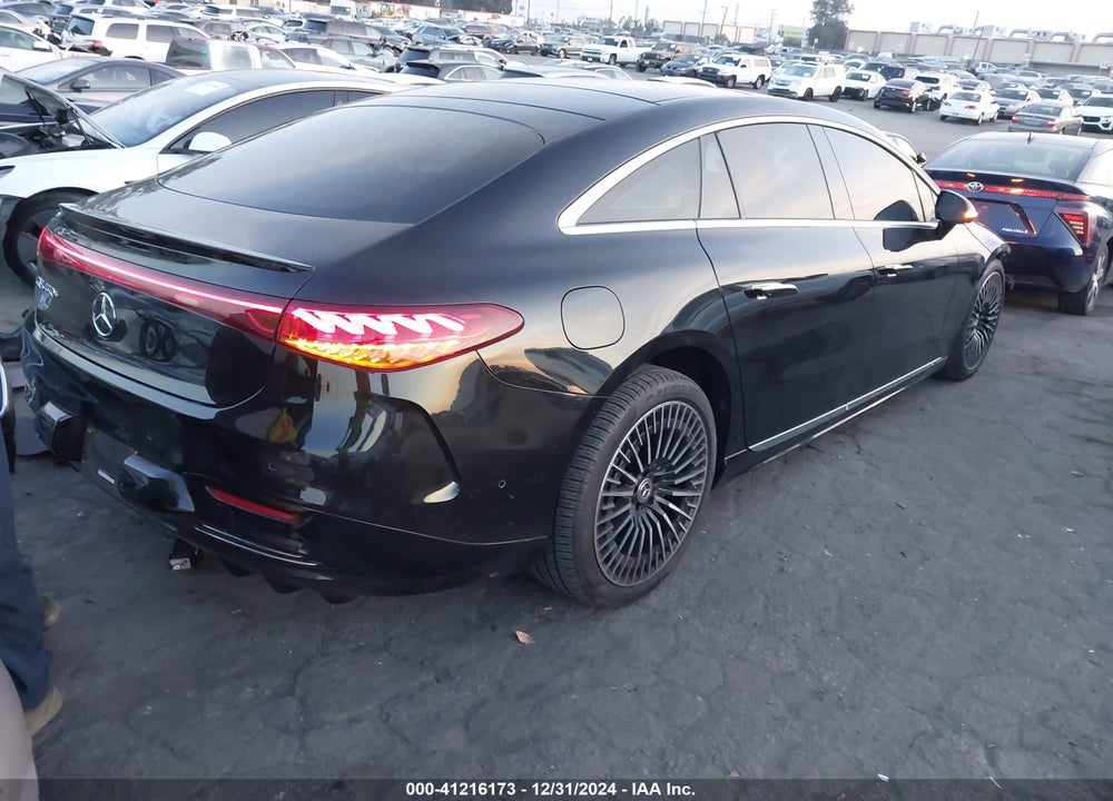 2022 MERCEDES-BENZ EQS 450 VIN: W1KCG2DB2NA015137