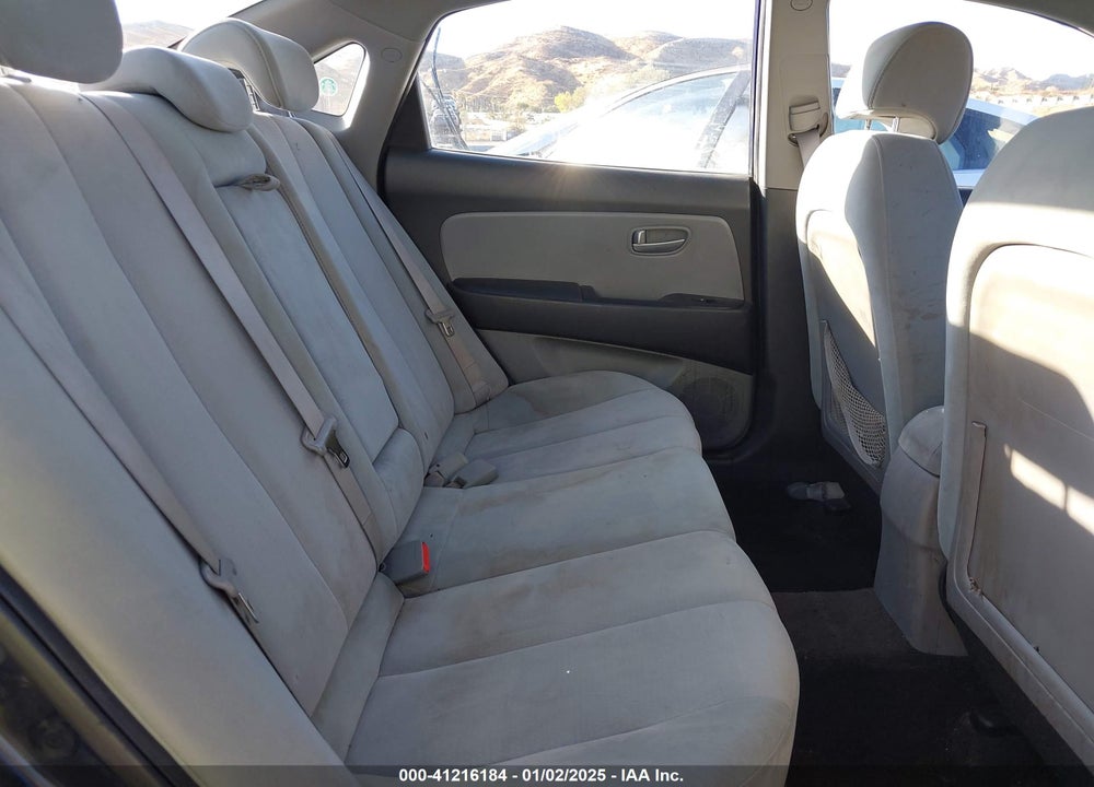 2008 HYUNDAI ELANTRA GLS/SE VIN: KMHDU46D68U572844