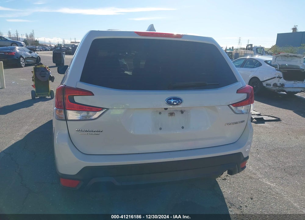 2020 SUBARU FORESTER VIN: JF2SKAAC1LH485922