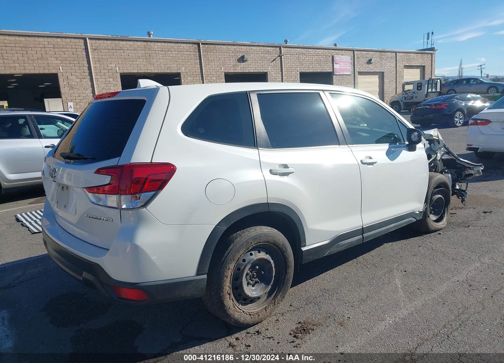 2020 SUBARU FORESTER VIN: JF2SKAAC1LH485922