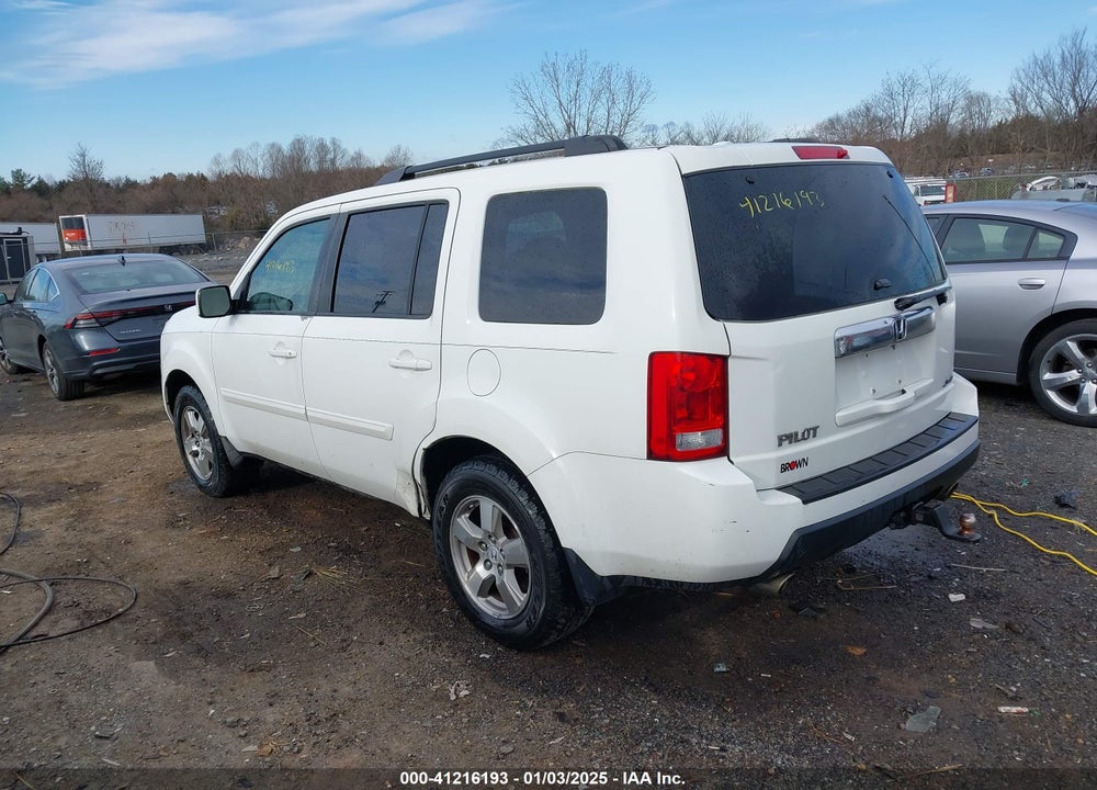 2009 HONDA PILOT EX-L VIN: 5FNYF48599B042822