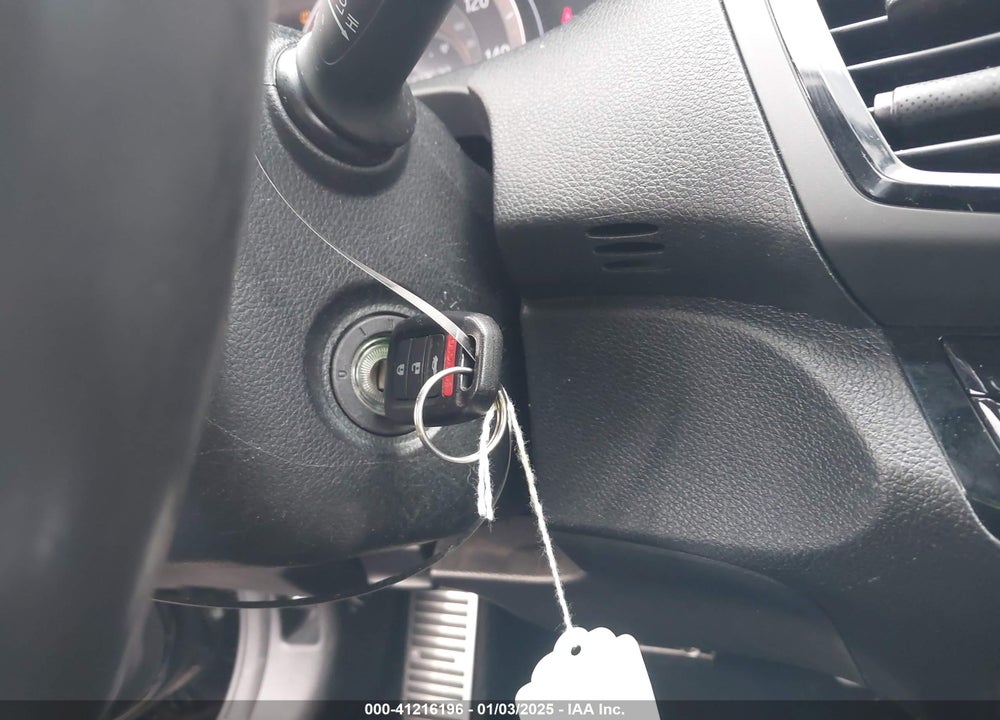 2017 HONDA ACCORD VIN: 1HGCR2F55HA185512