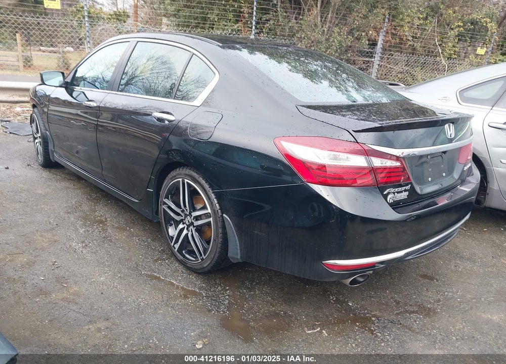 2017 HONDA ACCORD VIN: 1HGCR2F55HA185512
