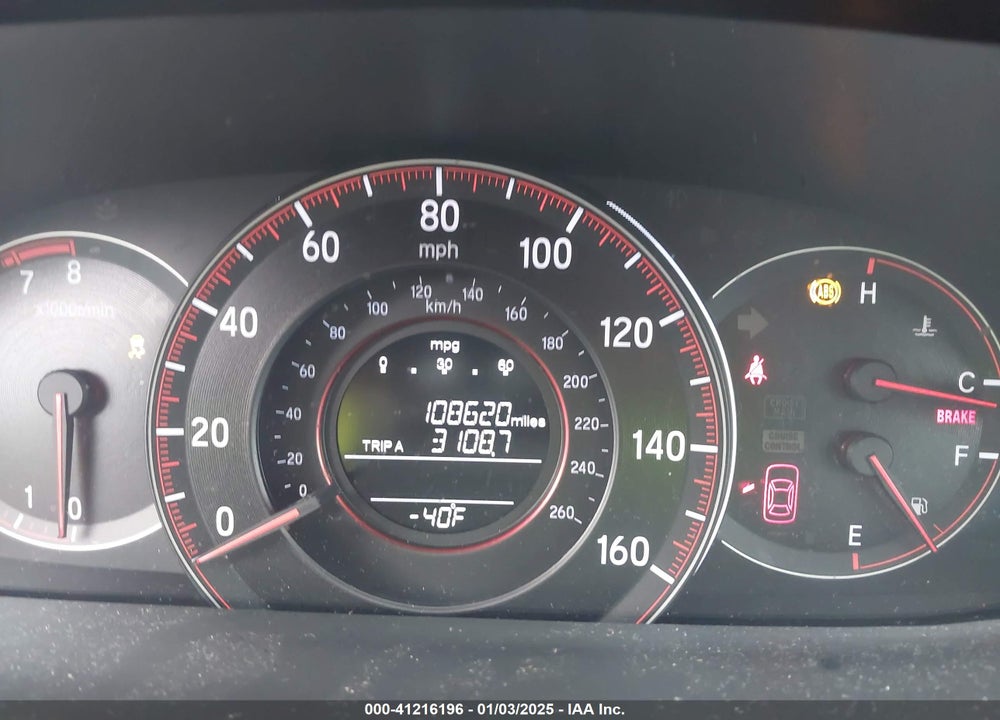 2017 HONDA ACCORD VIN: 1HGCR2F55HA185512