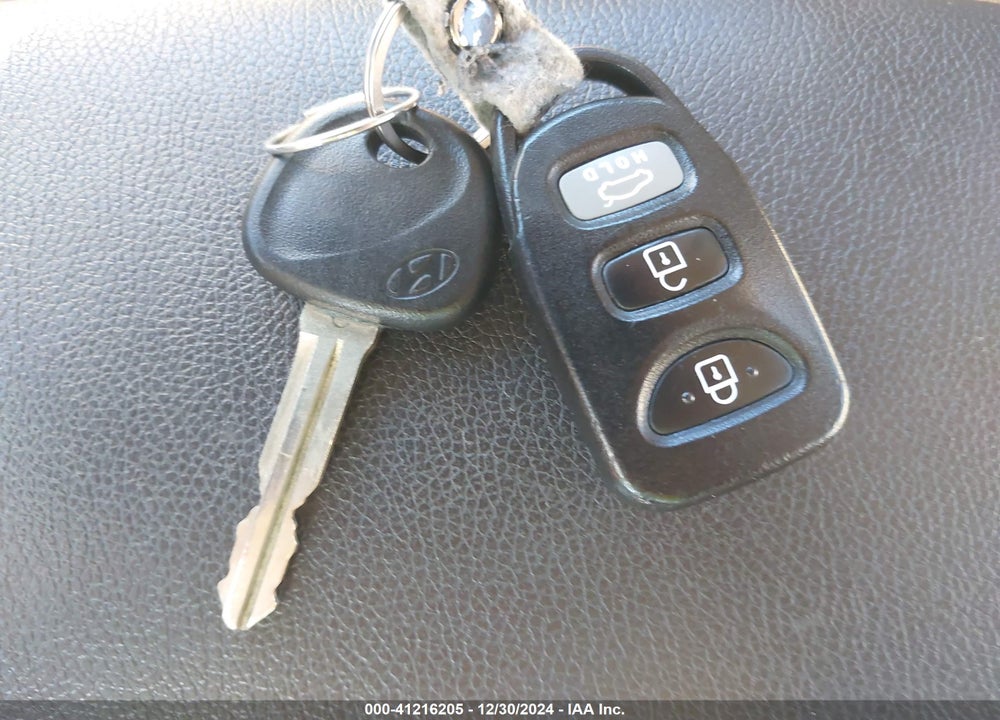2013 HYUNDAI ELANTRA VIN: 5NPDH4AE0DH396788