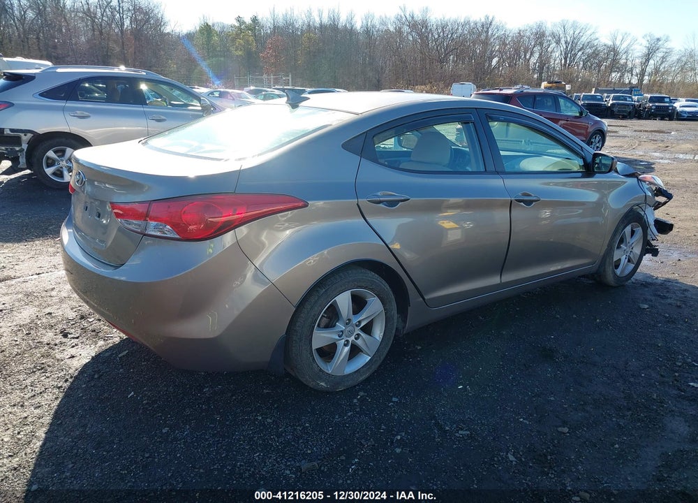 2013 HYUNDAI ELANTRA VIN: 5NPDH4AE0DH396788